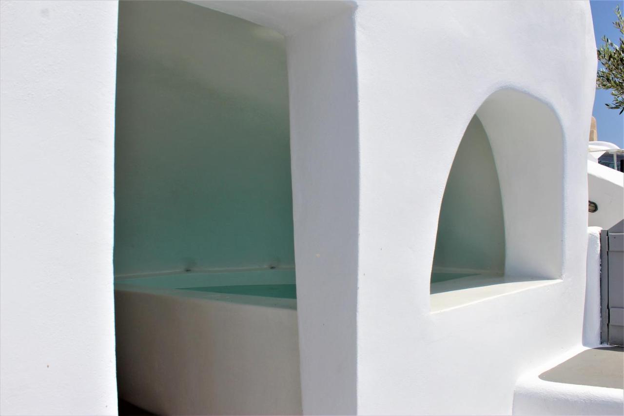Lioyerma Cave With Private Outdoor Hot Tub Апартаменты